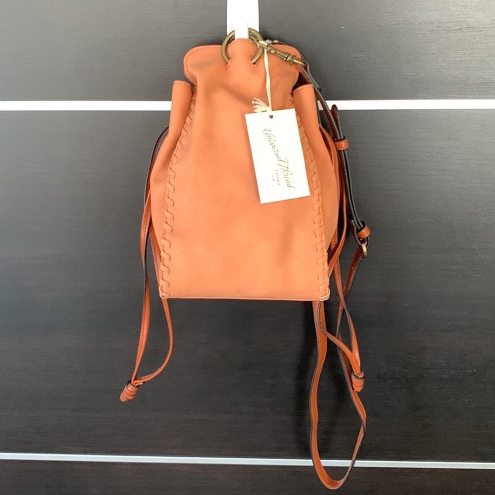 Universal Thread Drawstring Crossbody Bag - Picture 4 of 15